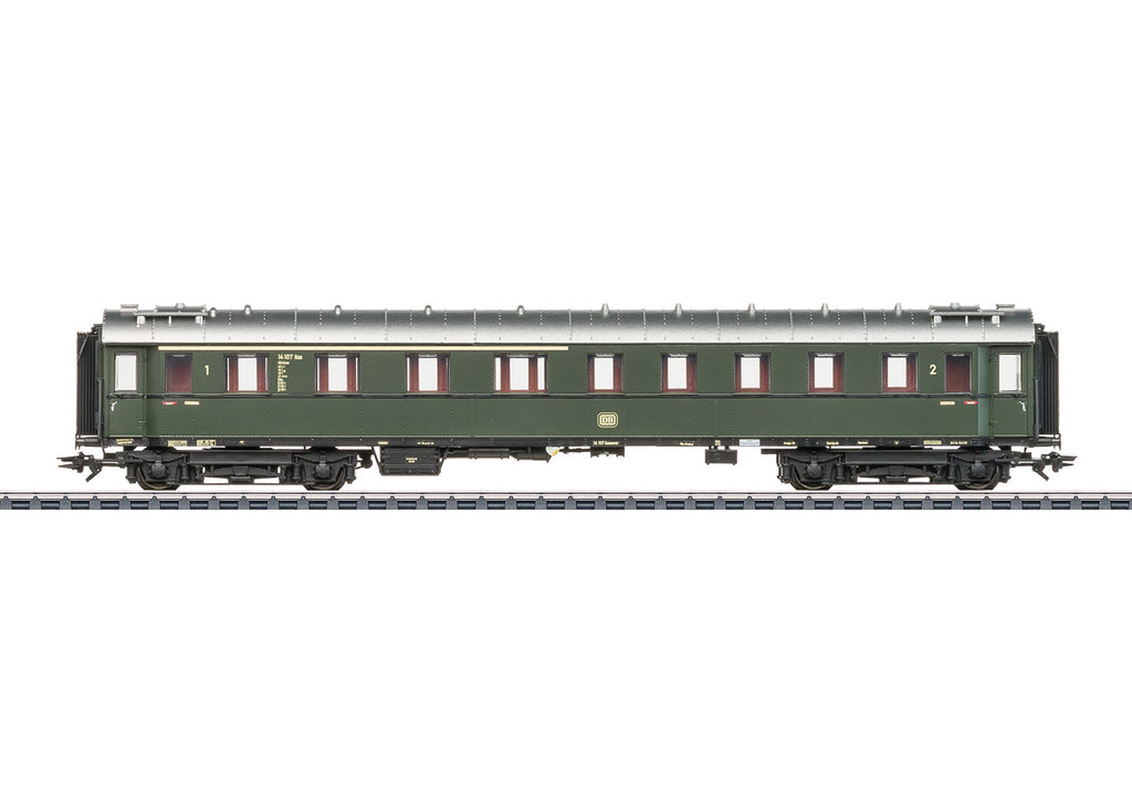 ご予約受付中Märklin42500 DB急行客車各種Ep3