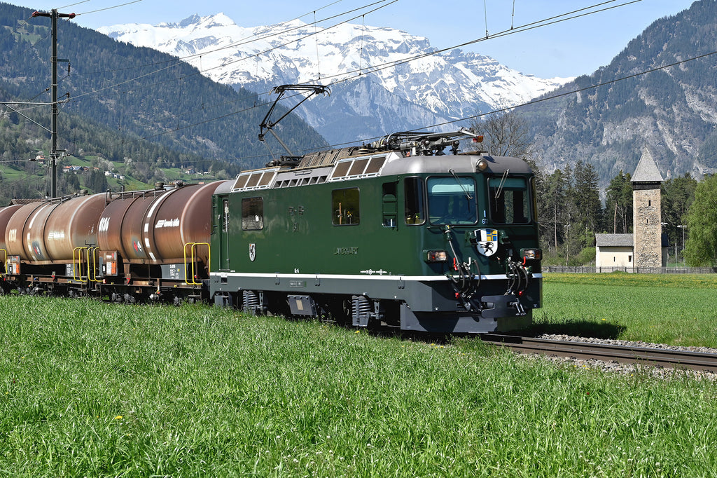 2025年新製品ご予約受付中BEMO1258175 RhB Ge 4/4 II 631 Werbelok "Südostschweiz"