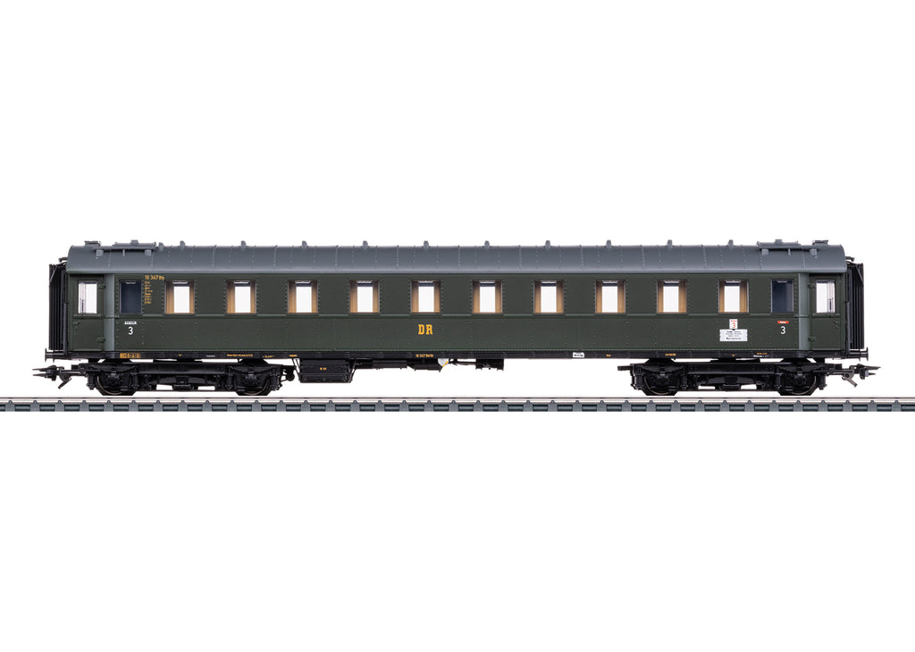 2025年新製品ご予約受付中 TRIX25019 BR19急行用蒸気機関車Ep3