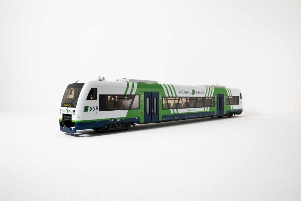 BEMO1632911 Breisgau S-Bhan VT011 HO