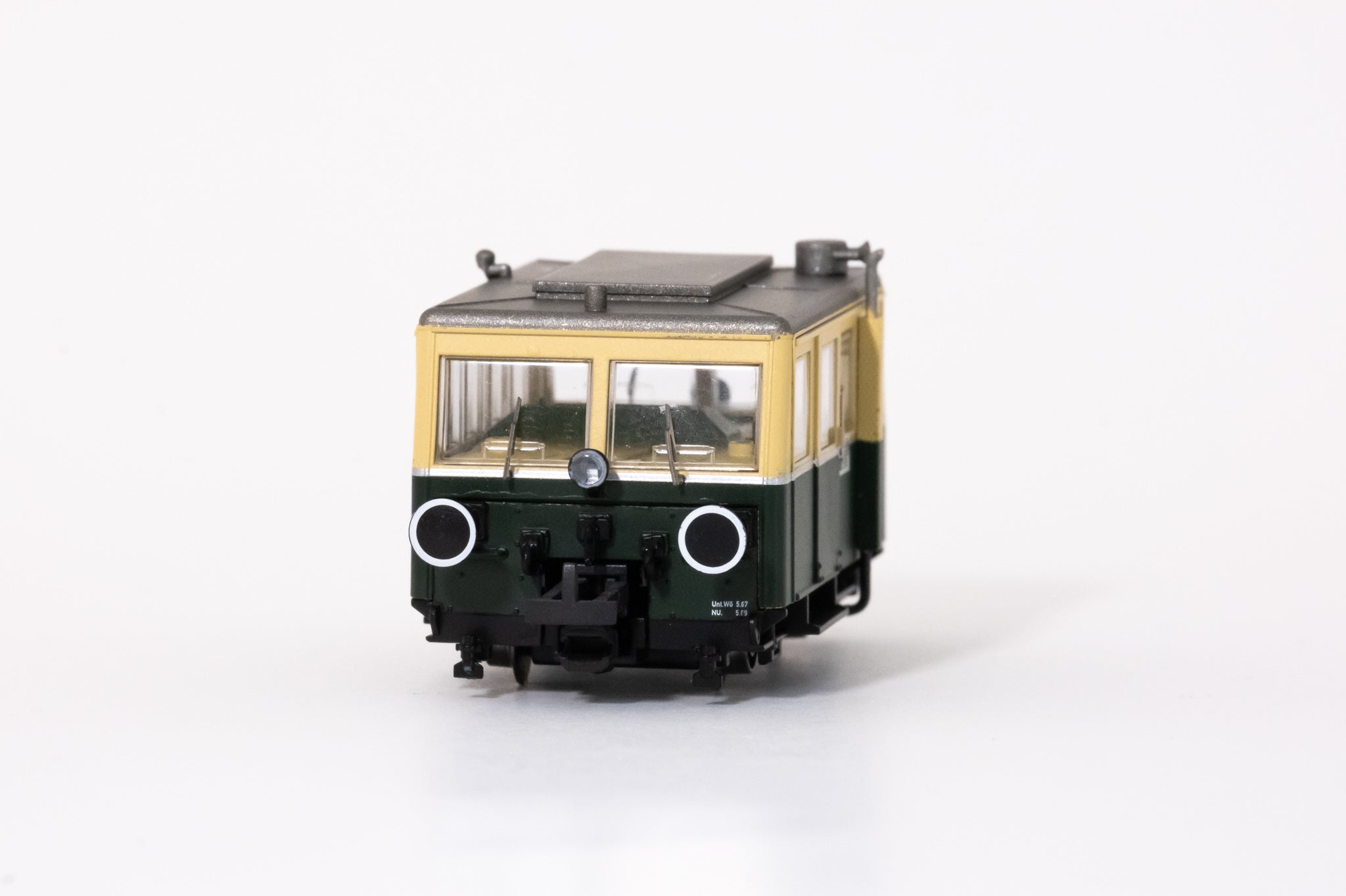 新品同様 LILIPUT スイスBLS 客車4両セット Liliput HO C-7 Excellent Model Railroad Passenger Cars for