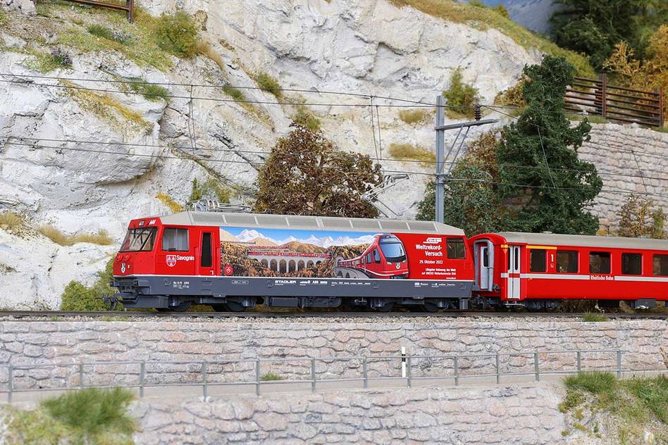 BEMO1259175 RhB Ge4/4ⅢAlpineCruise